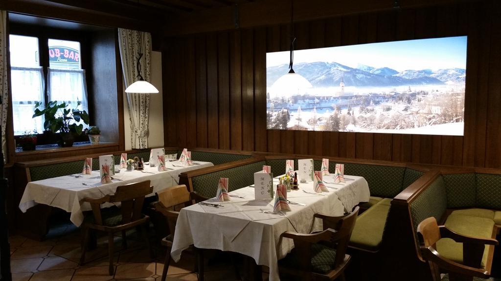 Gasthof - Restaurant Loecker Radstadt Dış mekan fotoğraf